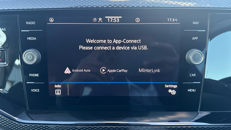 Volkswagen Polo 1.0 Life 5dr Petrol Hatchback